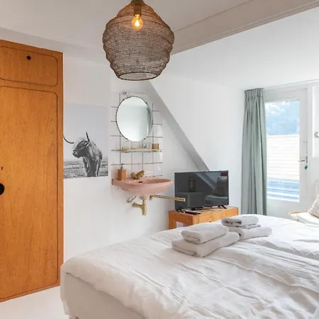 Bed & Breakfast Tx71 *